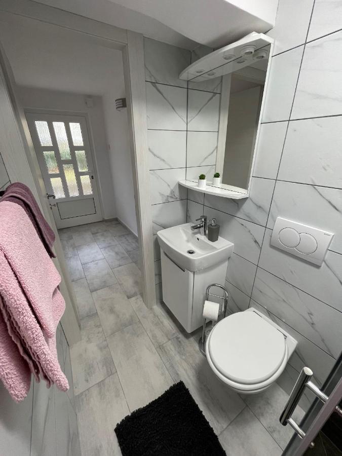 Apartment Dida Krk Town Luaran gambar