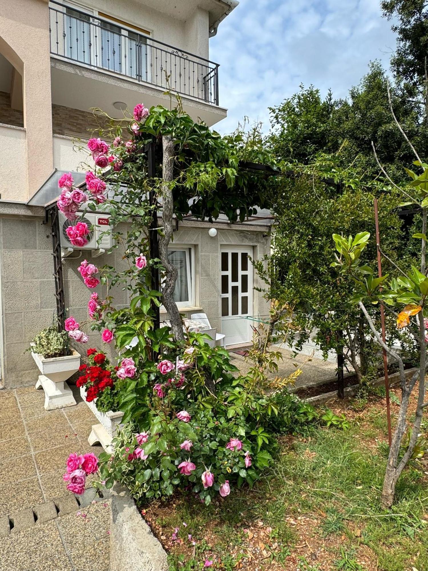 Apartment Dida Krk Town Luaran gambar