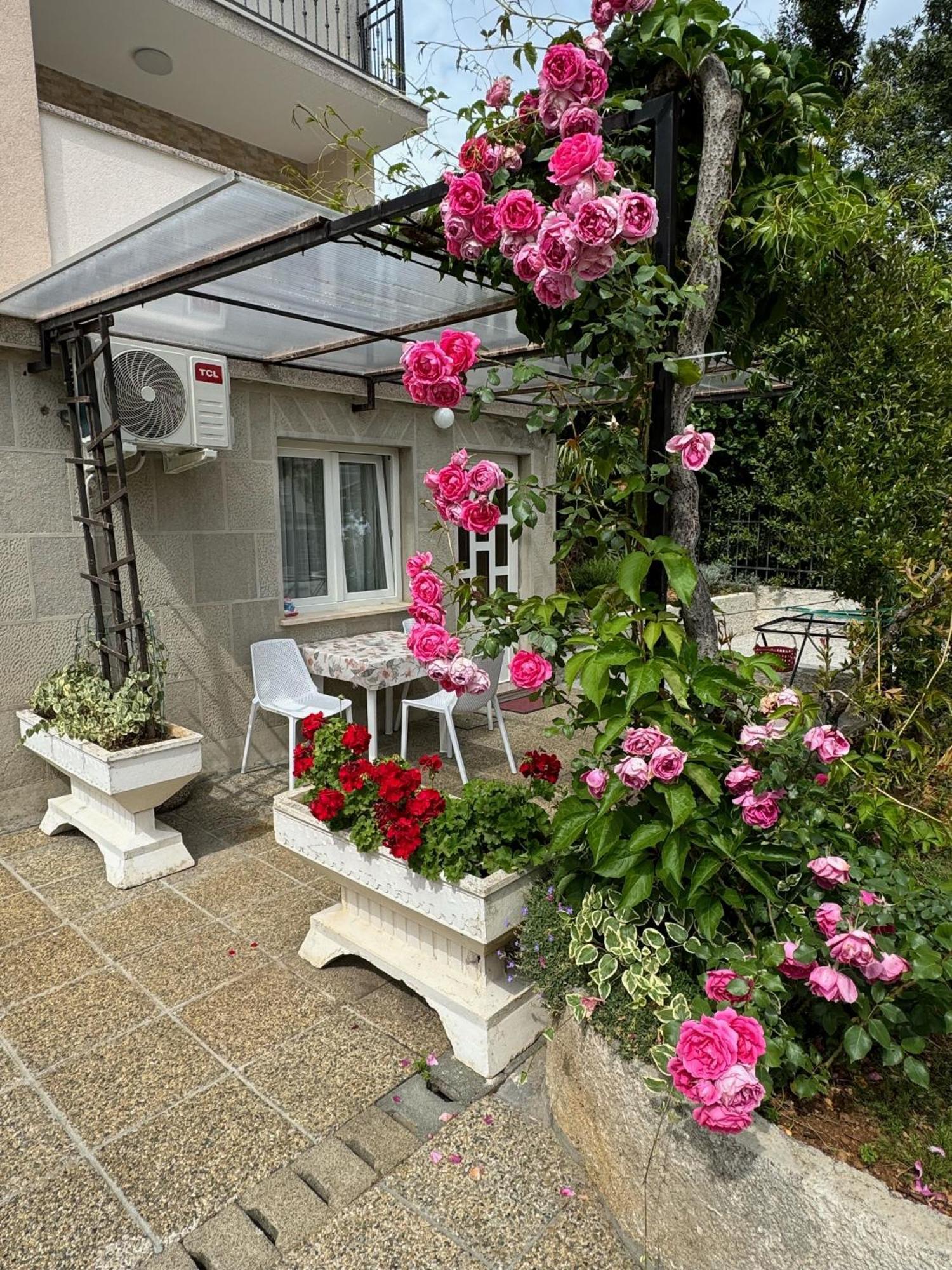 Apartment Dida Krk Town Luaran gambar
